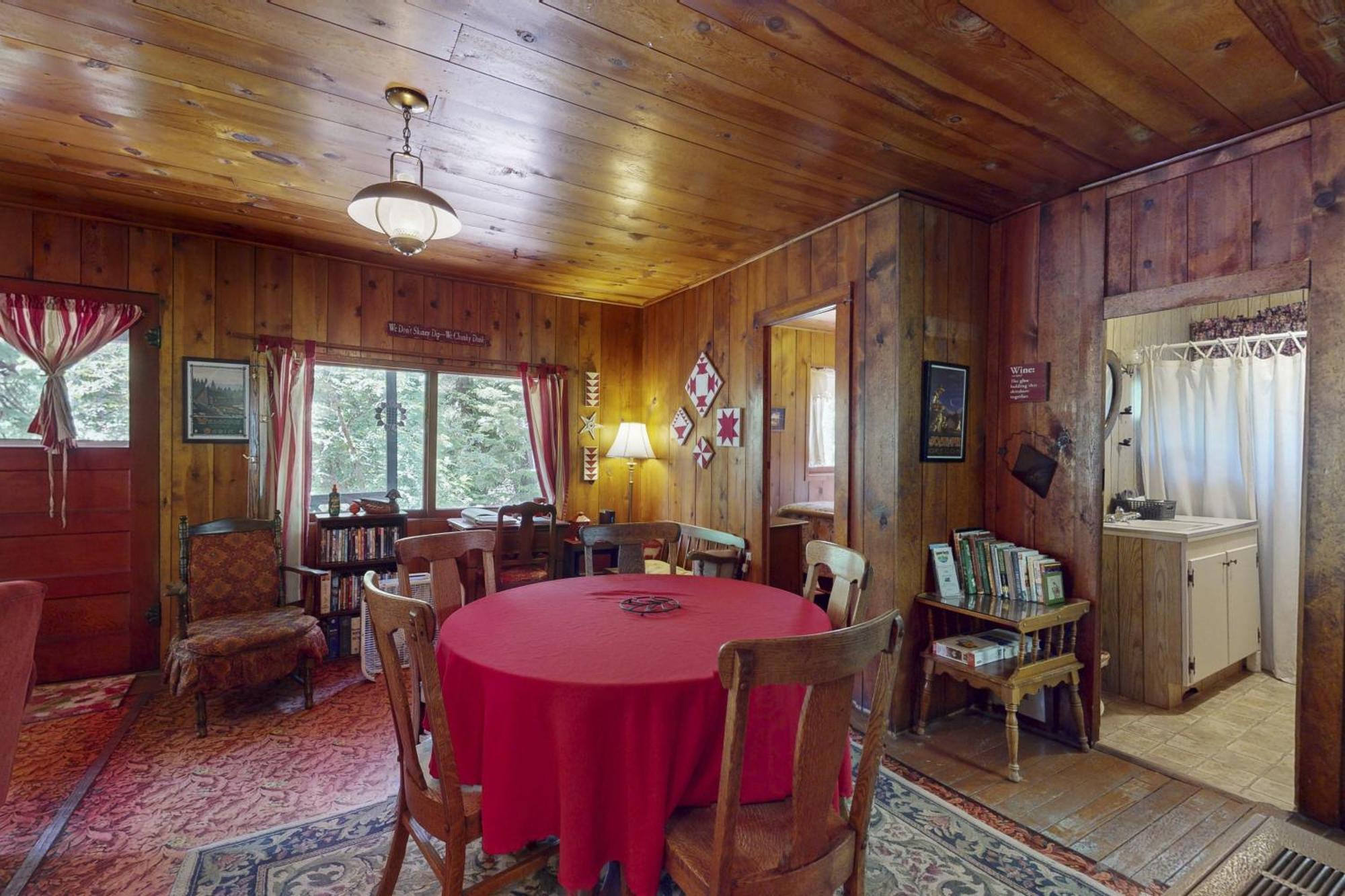 Pine Cone Cottage Joseph Kültér fotó